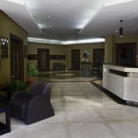 Almoayyed Suites Manama Ngoại thất bức ảnh